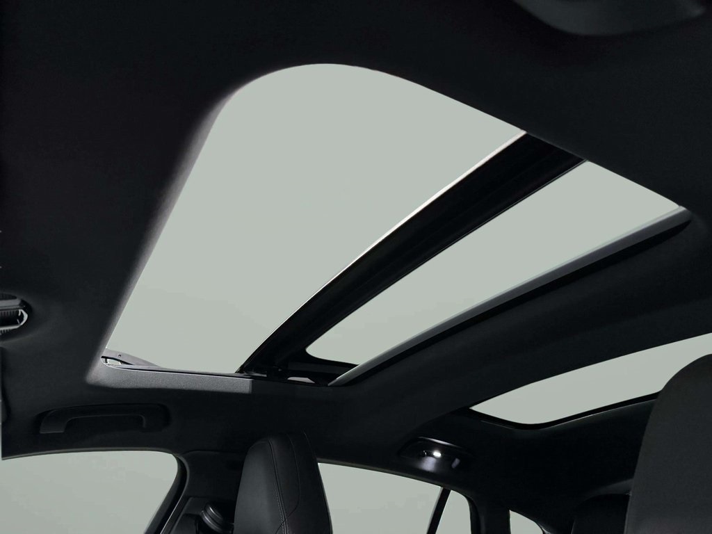 2019 Porsche Panamera 4 Image 25 of 31