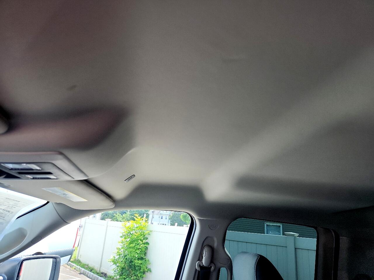 Vehicle image 21 of 26