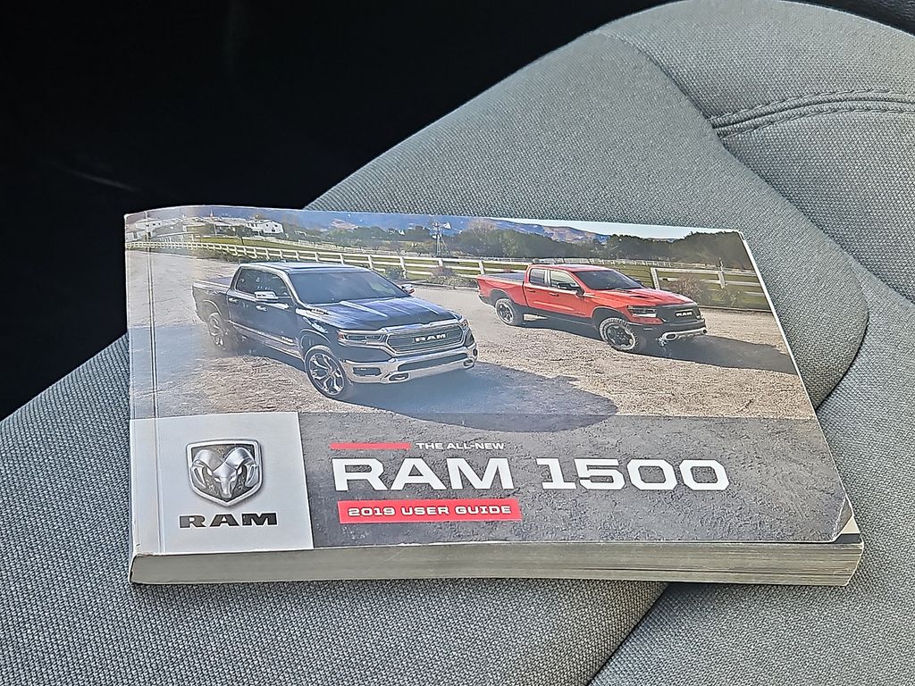 Vehicle image 16 of 30
