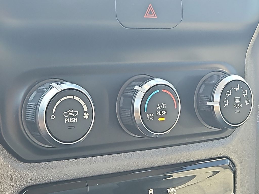 Vehicle image 29 of 30