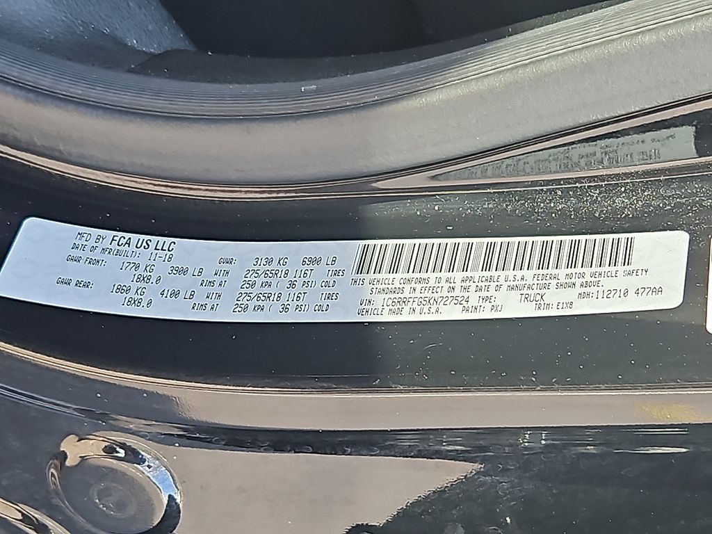 Vehicle image 19 of 30
