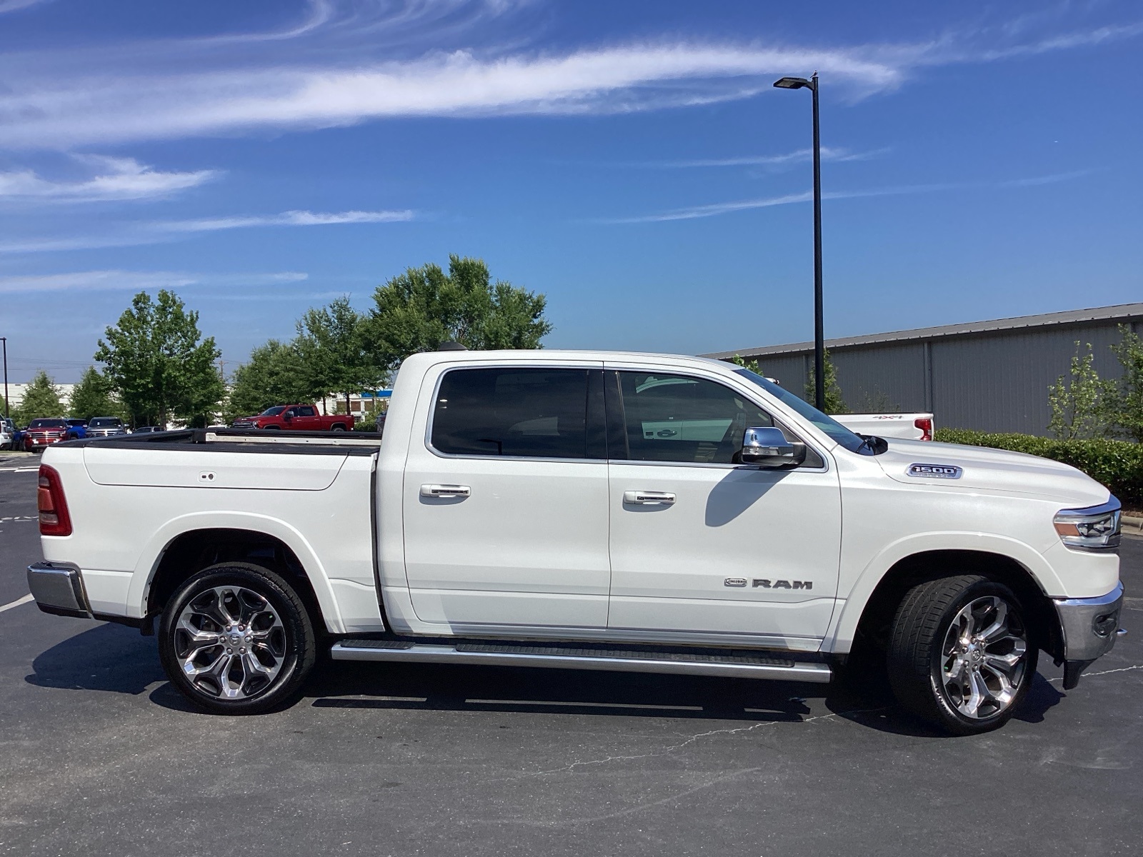 Vehicle image 4 of 27