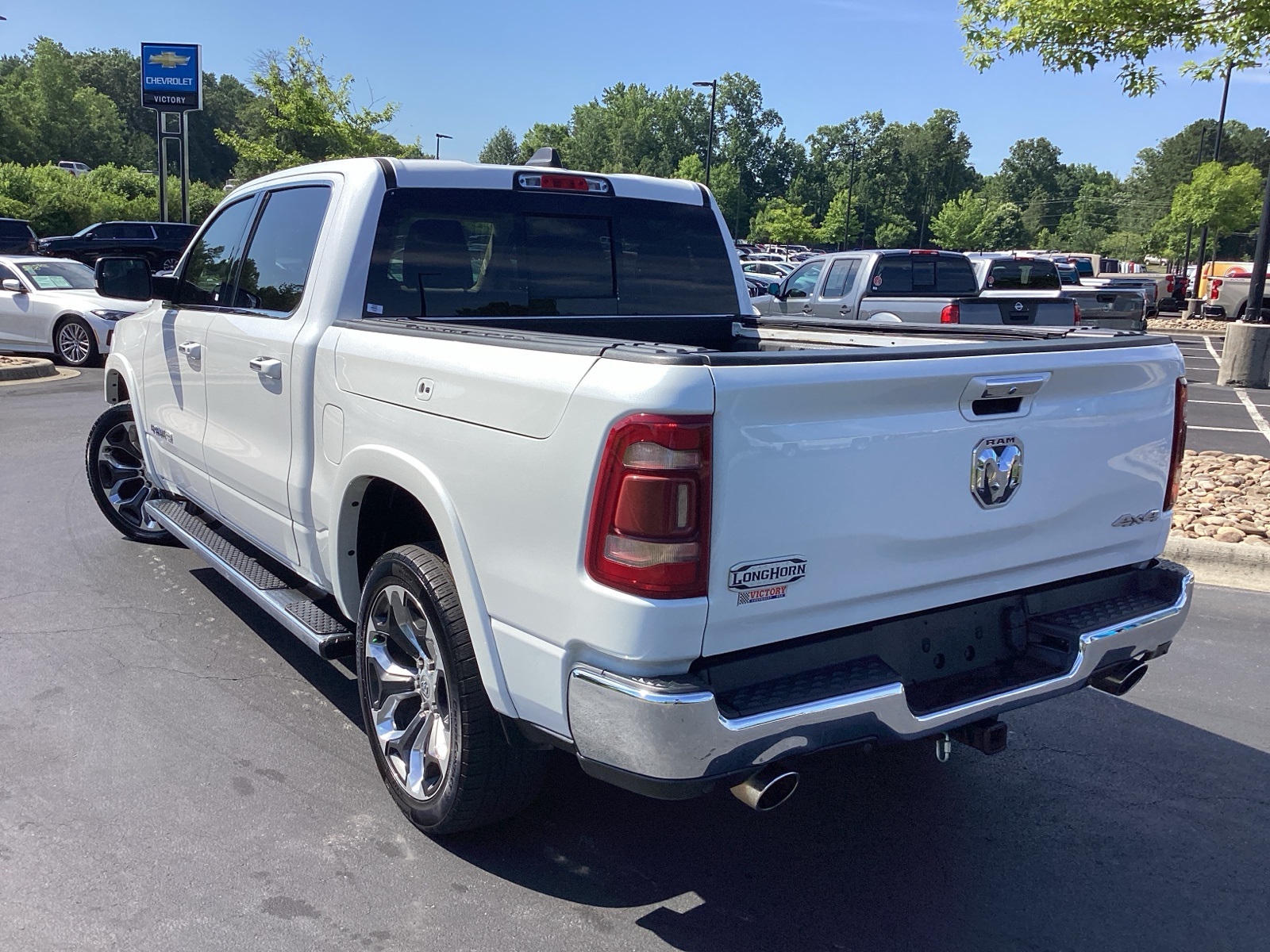 Vehicle image 6 of 27