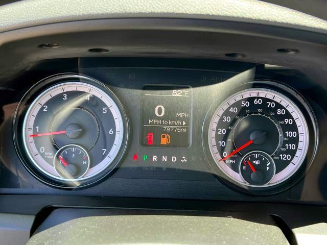 Vehicle image 22 of 30