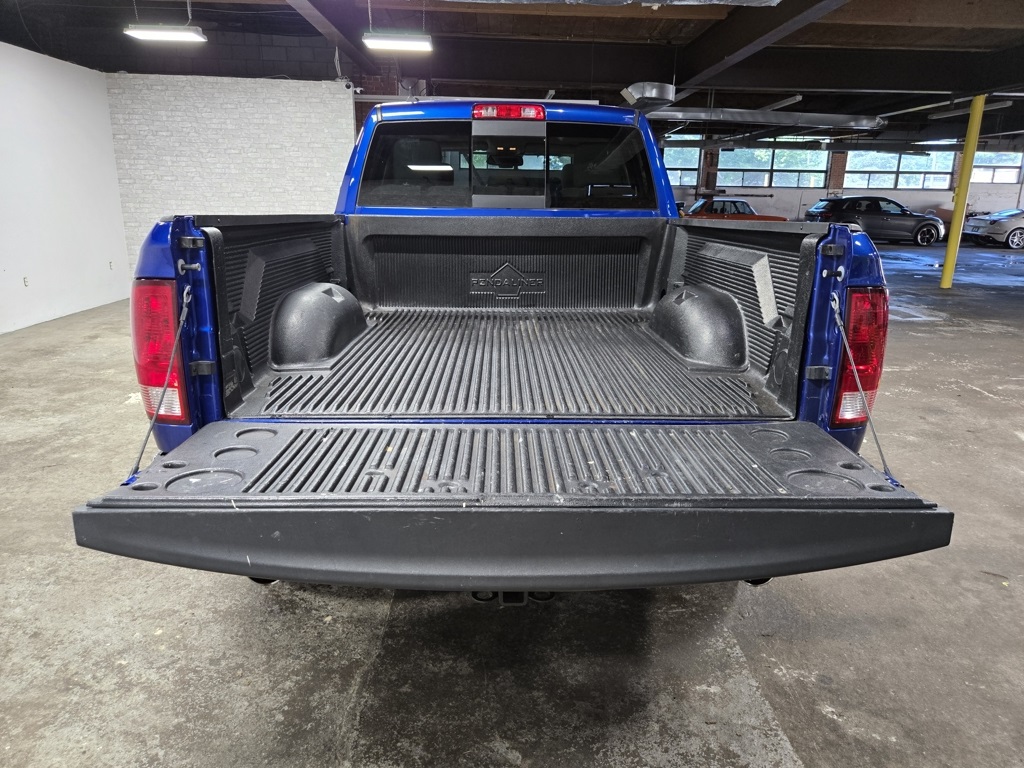 Vehicle image 13 of 63