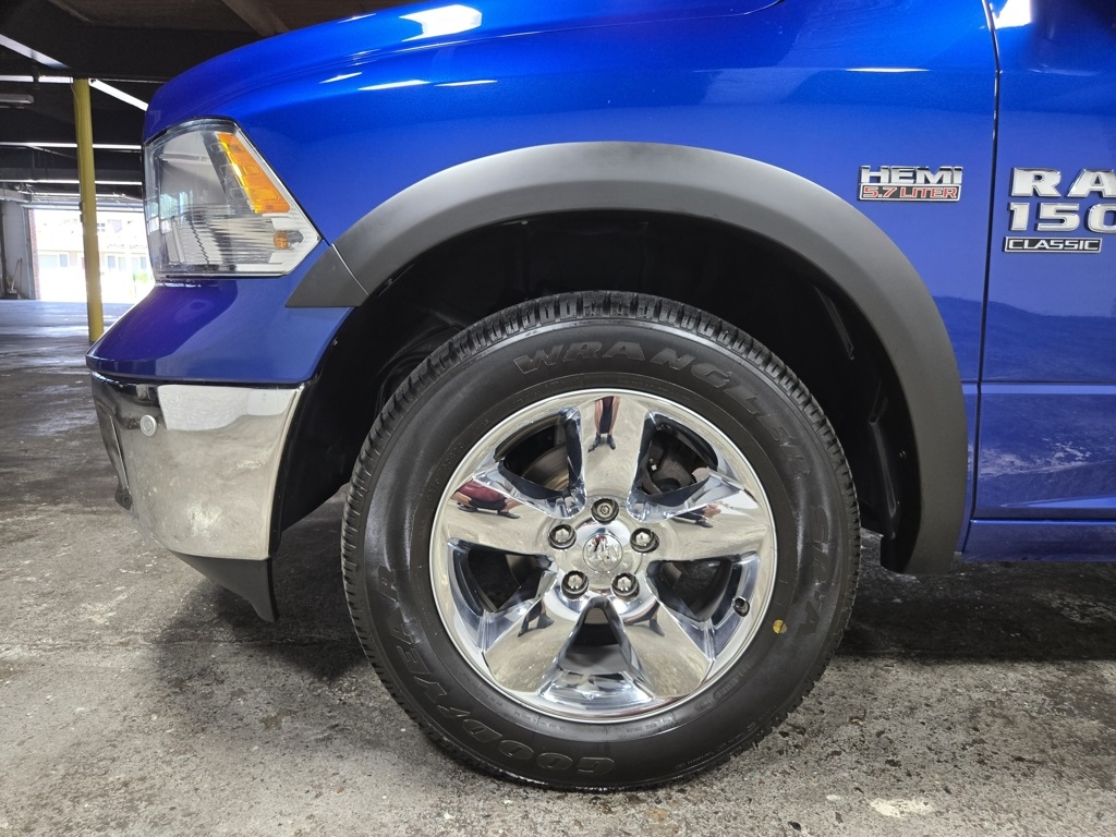 Vehicle image 10 of 63