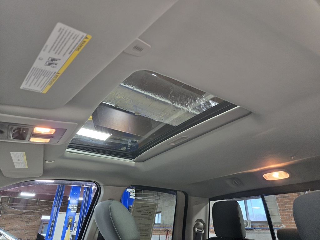 Vehicle image 55 of 63