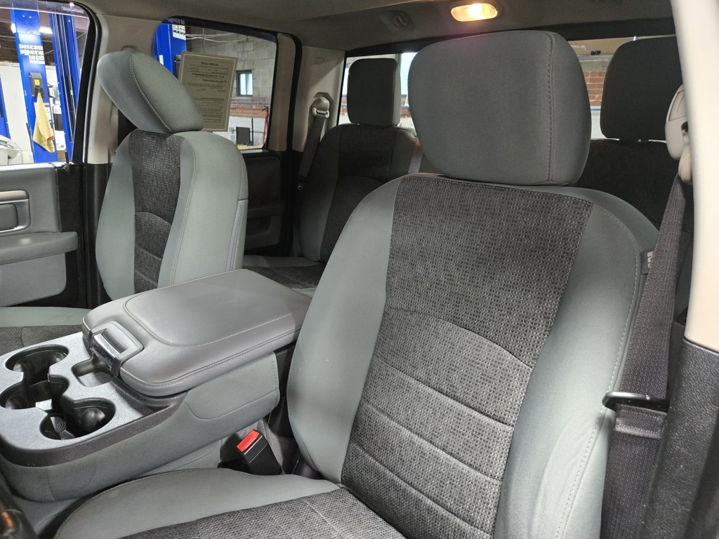 Vehicle image 20 of 63