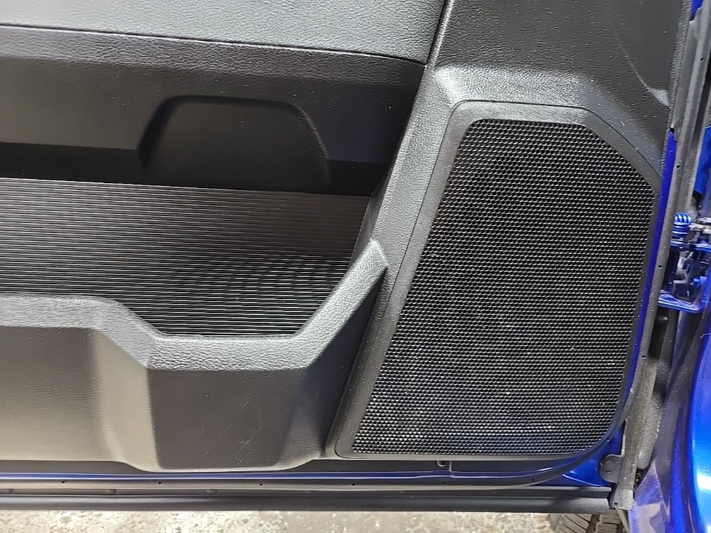 Vehicle image 53 of 63