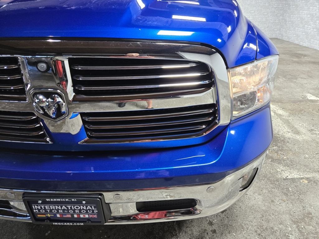 Vehicle image 56 of 63