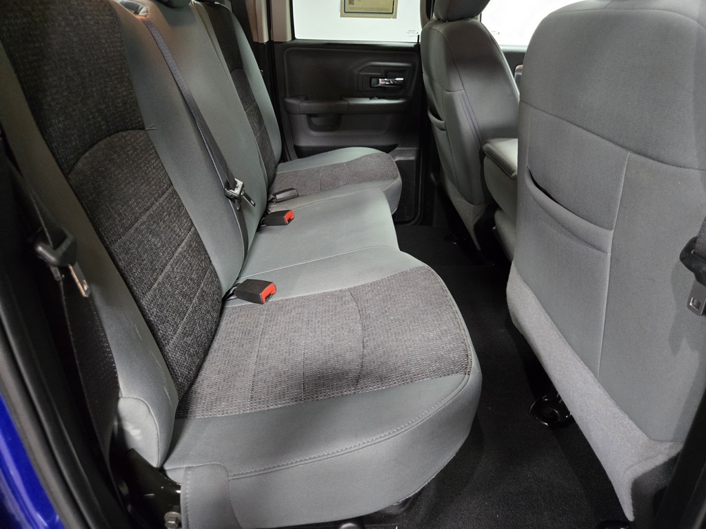 Vehicle image 19 of 63