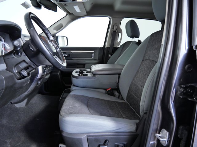 Vehicle image 18 of 27