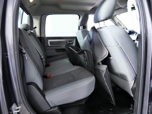 Vehicle image 15 of 27