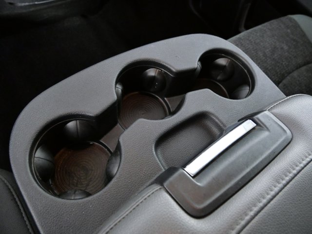 Vehicle image 22 of 27