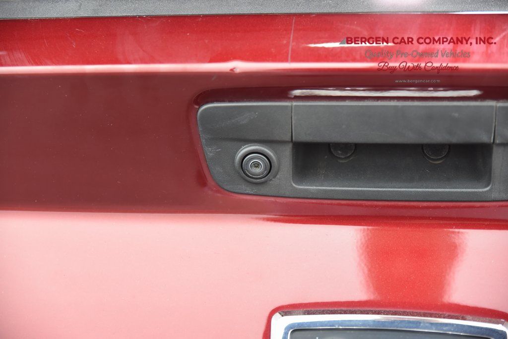 Vehicle image 29 of 34