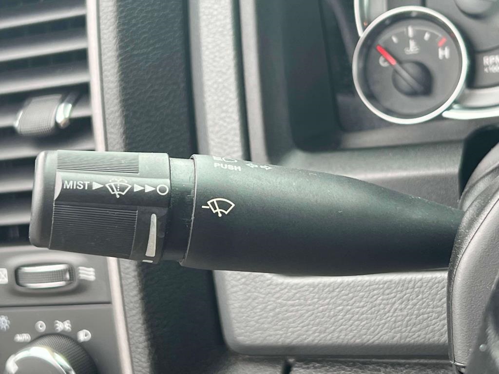 Vehicle image 22 of 30