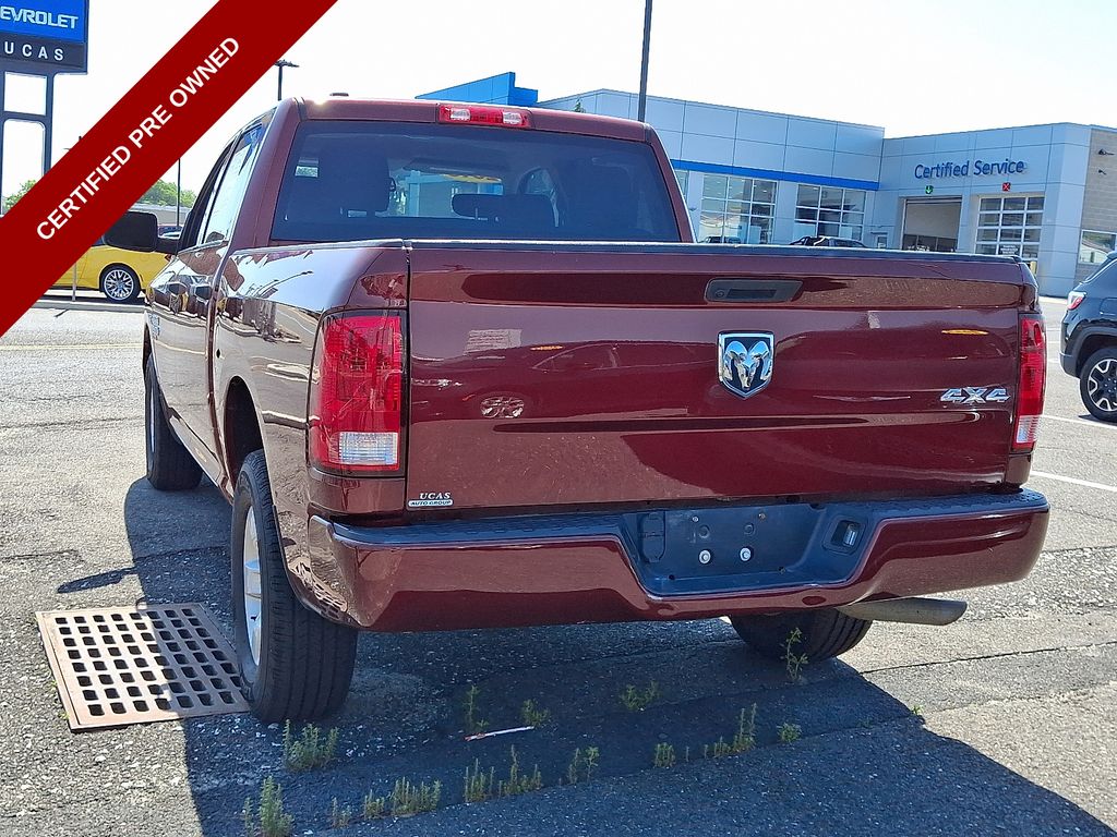Vehicle image 10 of 31