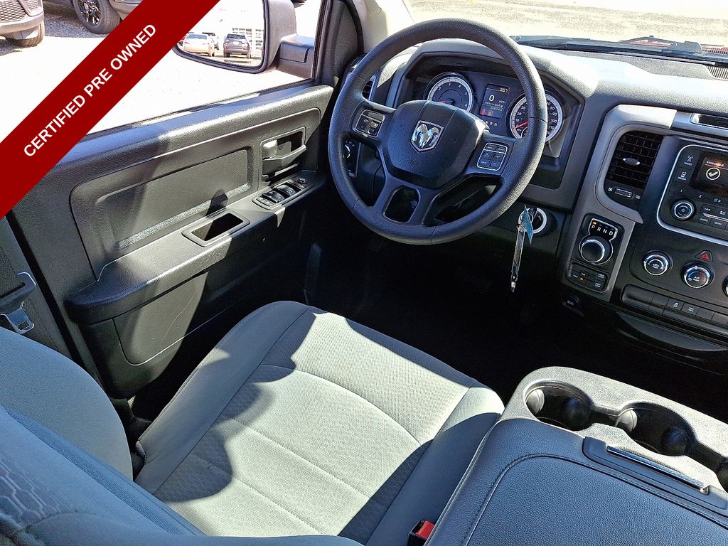 Vehicle image 18 of 31