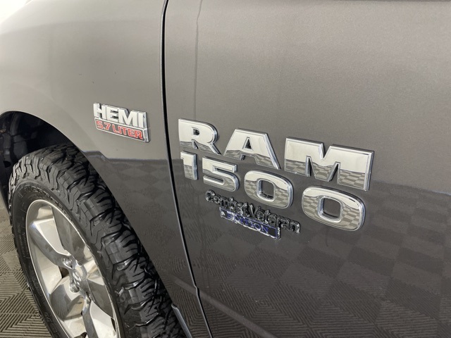 Vehicle image 19 of 20