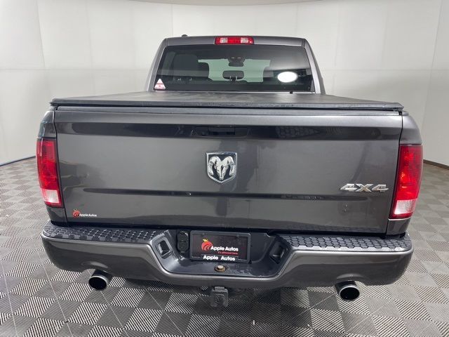 Vehicle image 5 of 20
