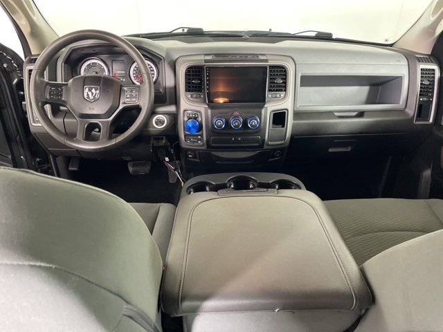 Vehicle image 13 of 20