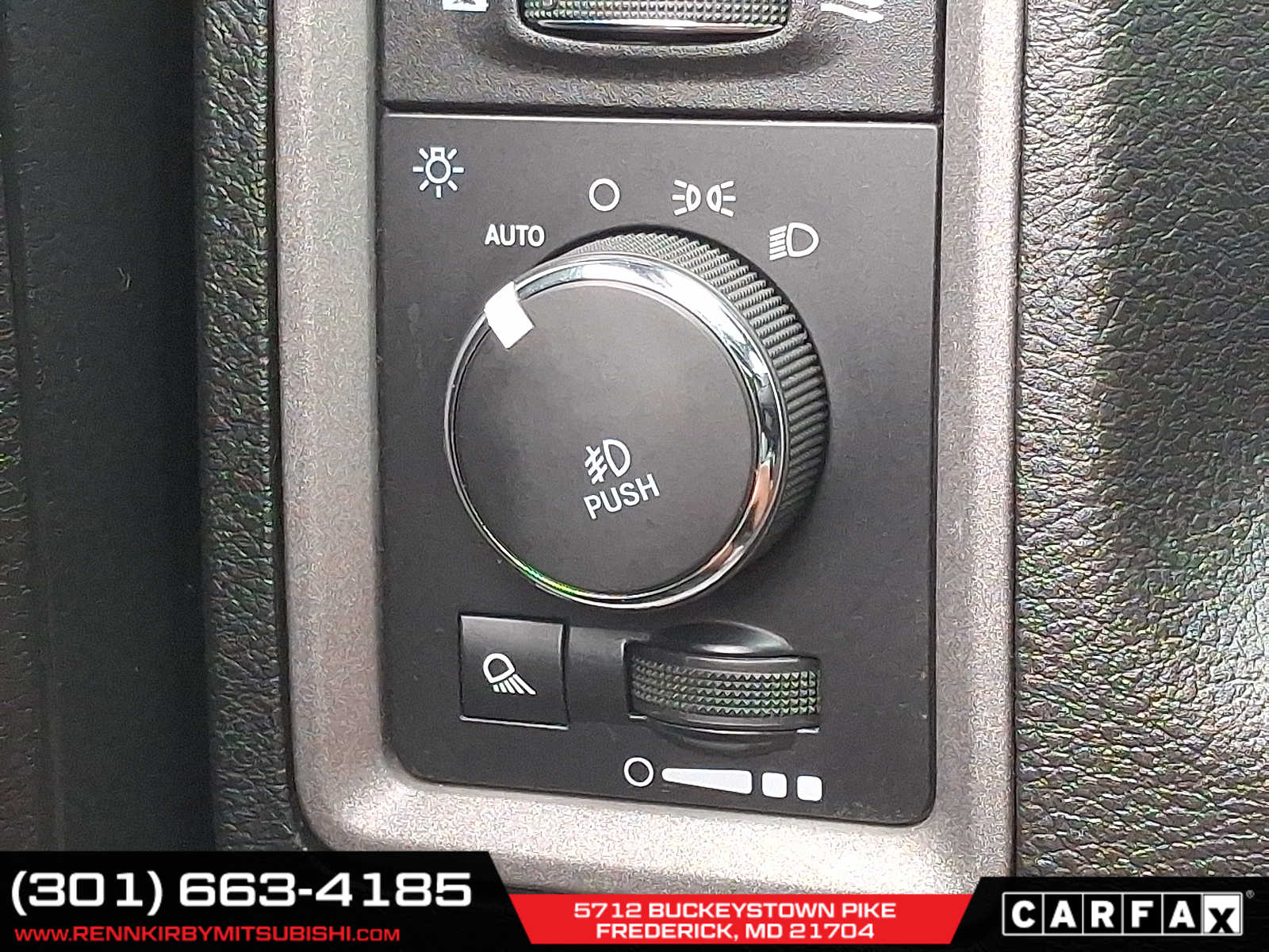 Vehicle image 24 of 31