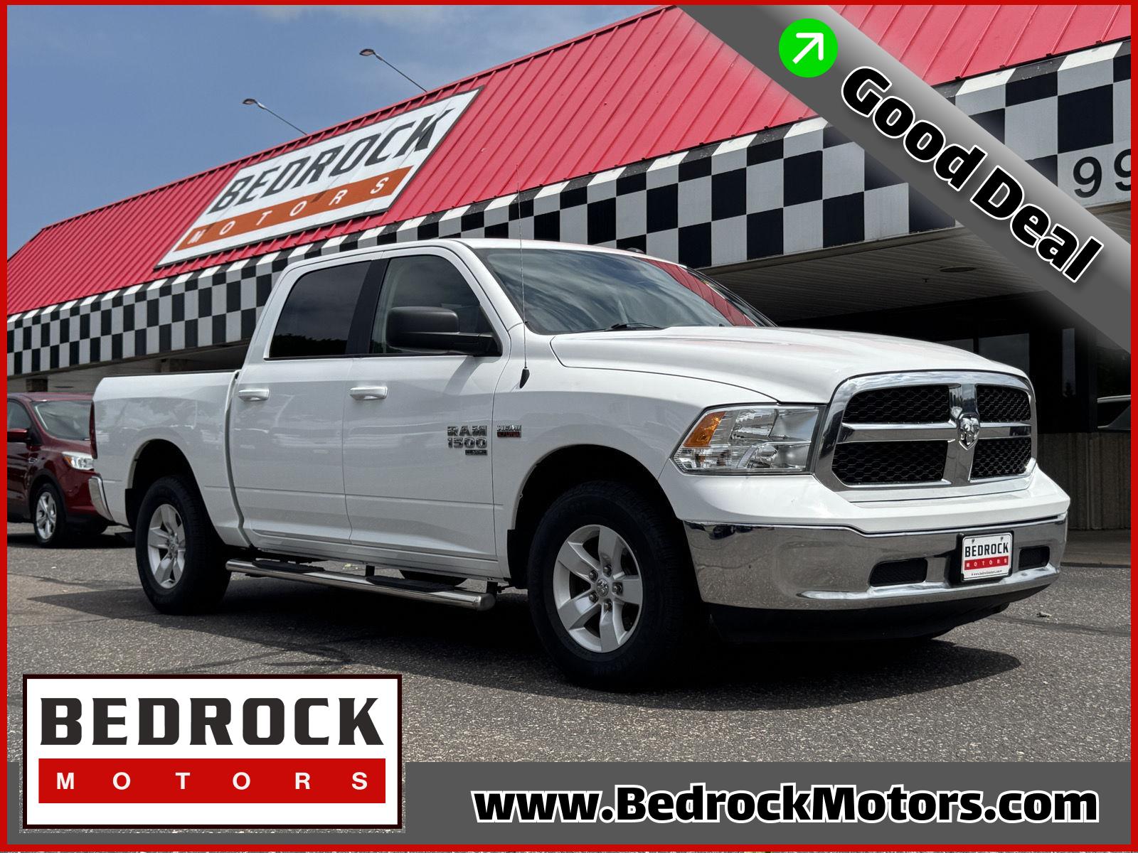 2019 Ram 1500 Classic SLT Image 3 of 29