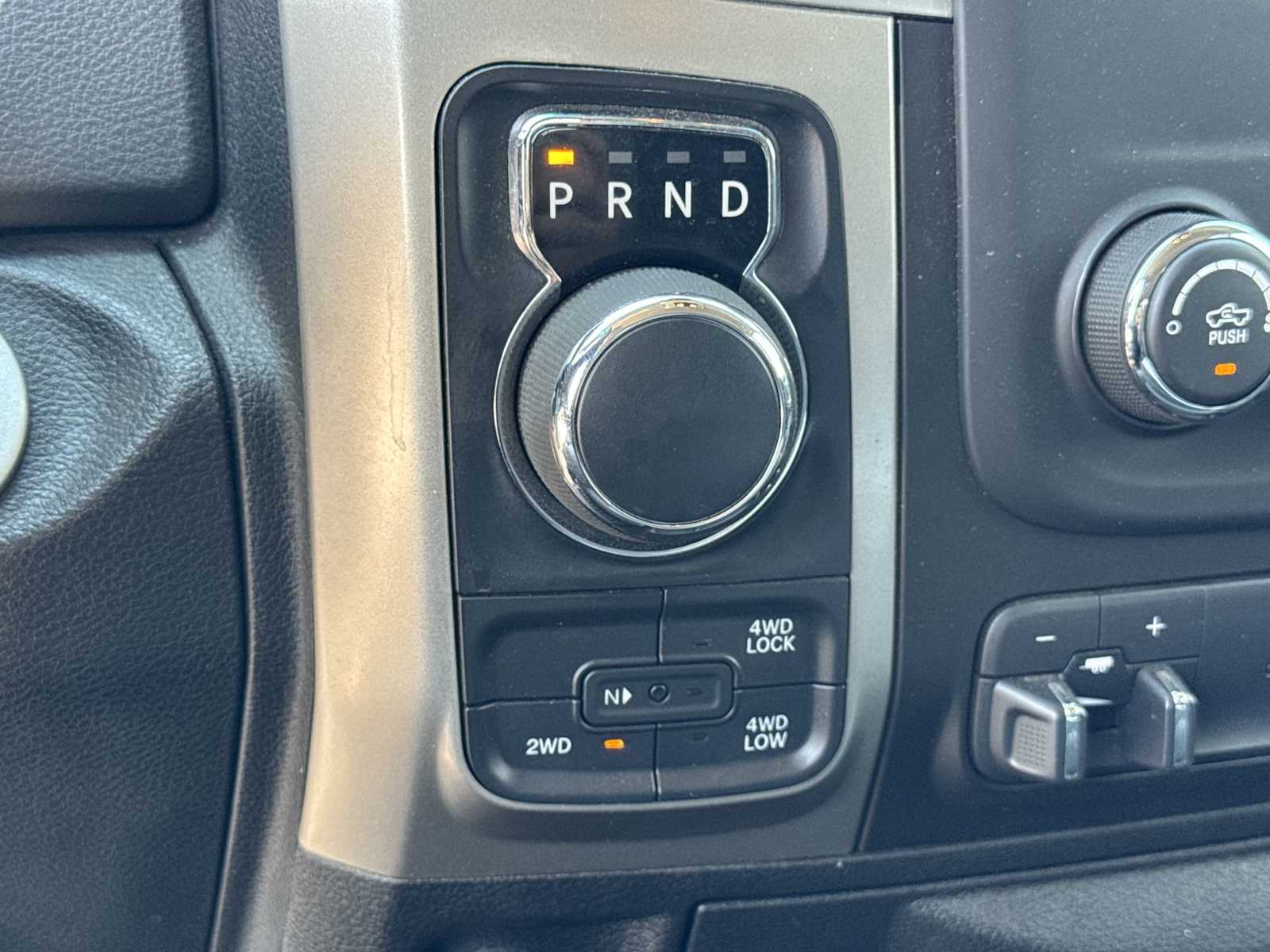 Vehicle image 22 of 26