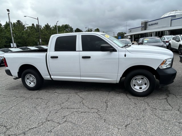 Vehicle image 8 of 39