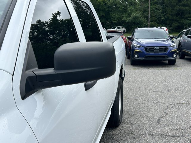 Vehicle image 29 of 39