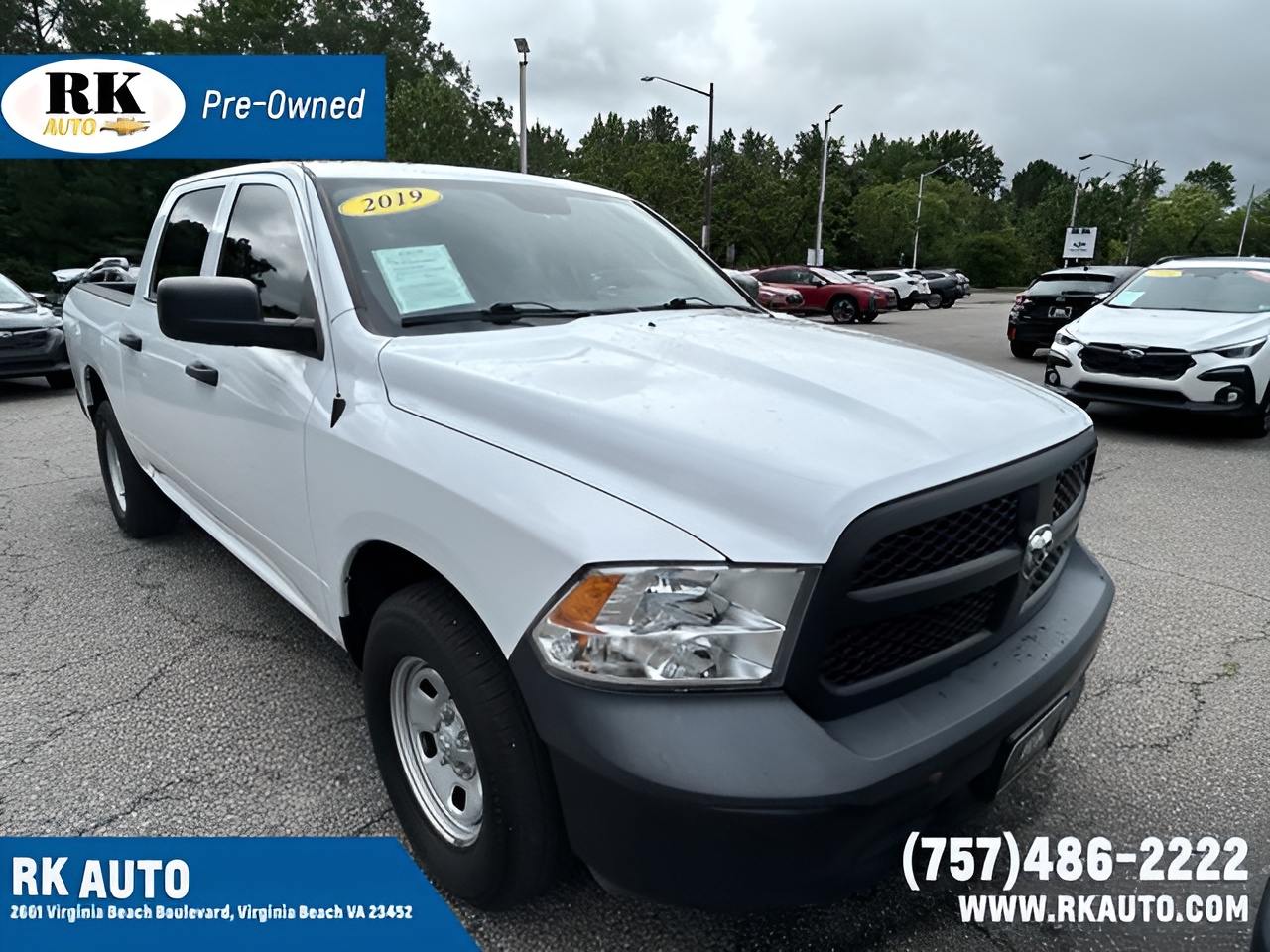 Vehicle image 35 of 39