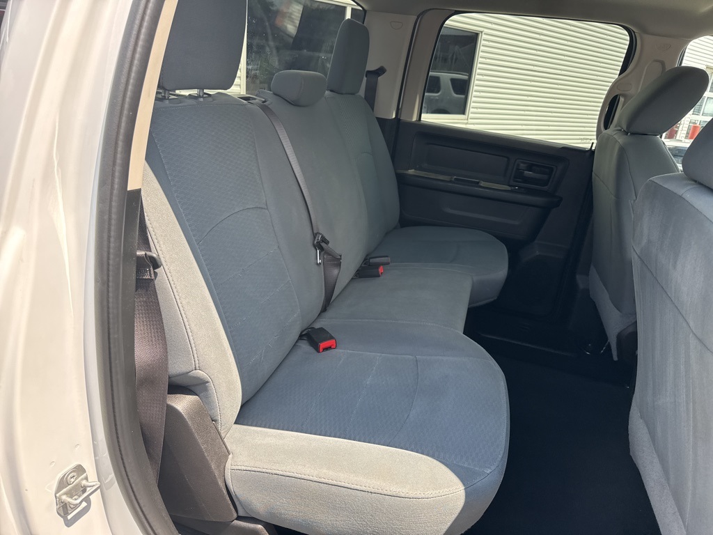Vehicle image 8 of 20