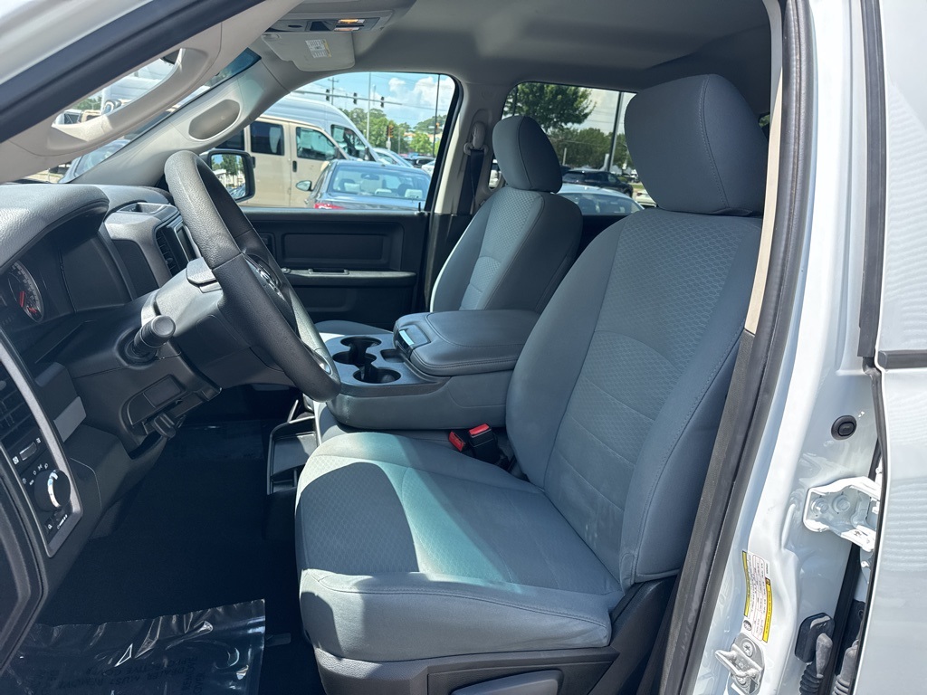 Vehicle image 6 of 20