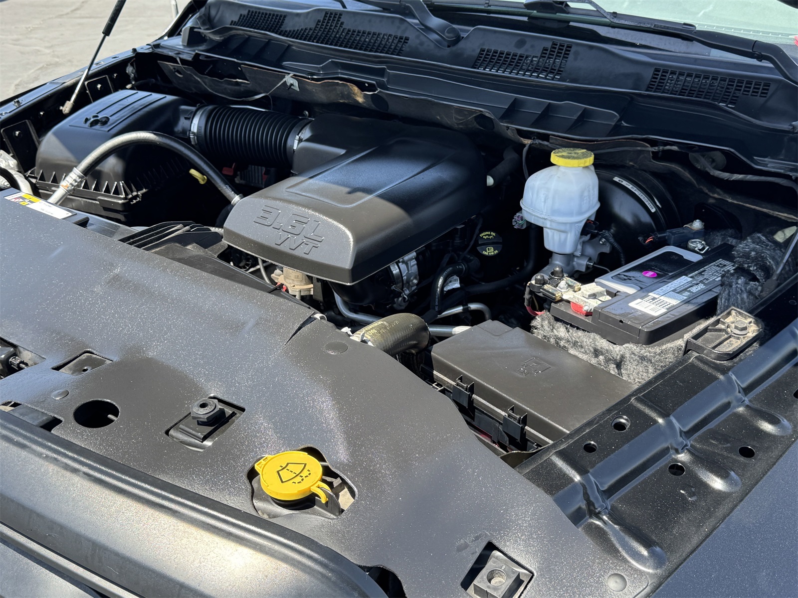 Vehicle image 7 of 23