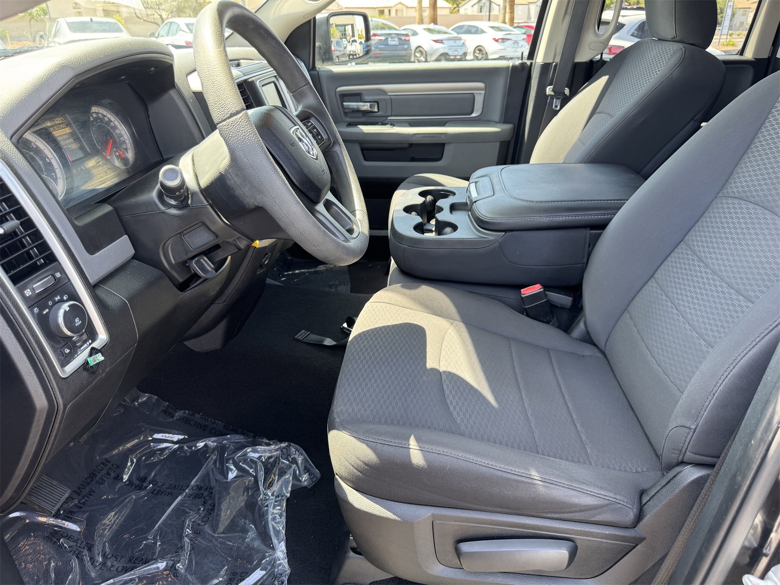 Vehicle image 13 of 23