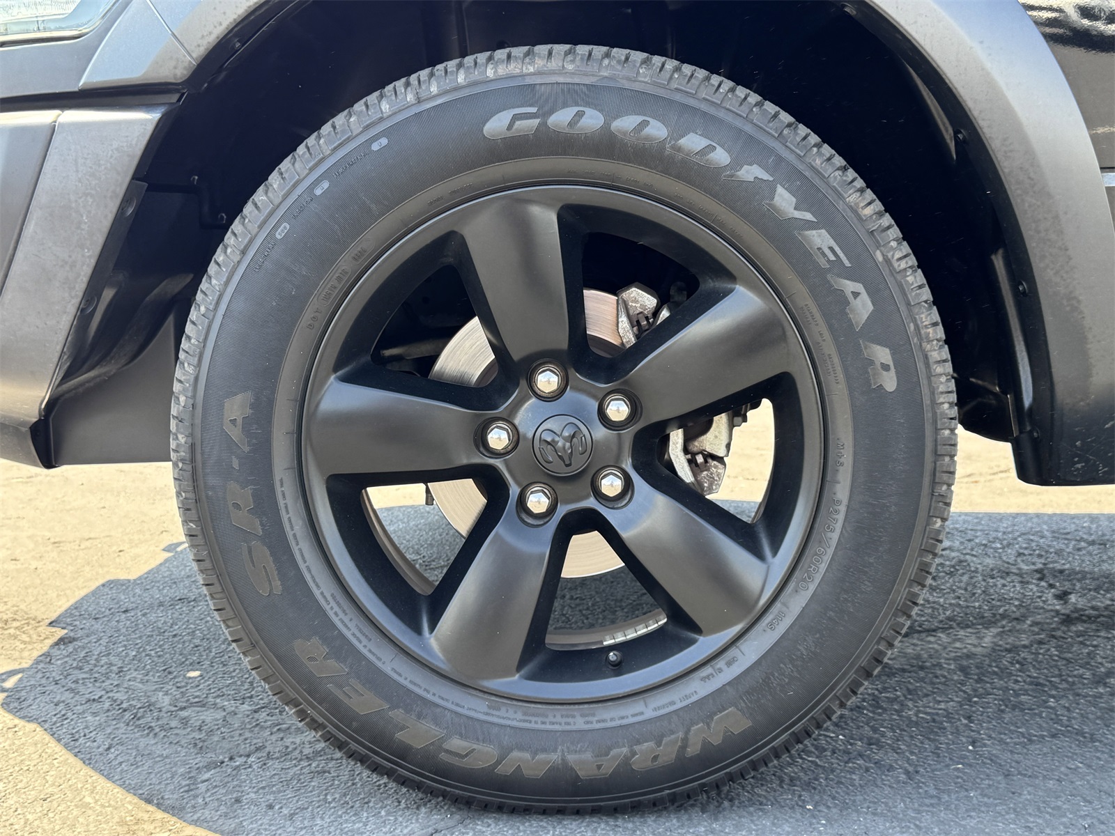Vehicle image 8 of 23