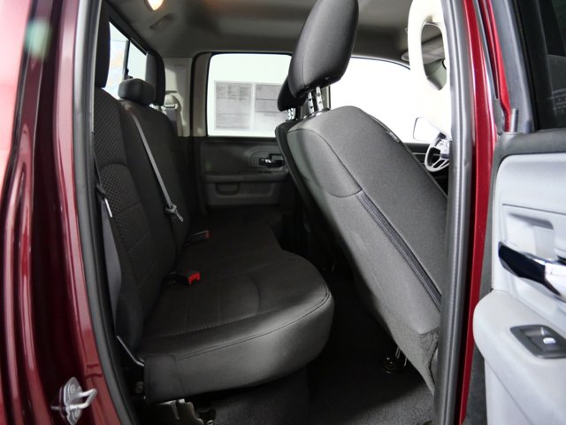 Vehicle image 15 of 28