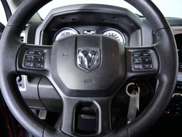 Vehicle image 24 of 28