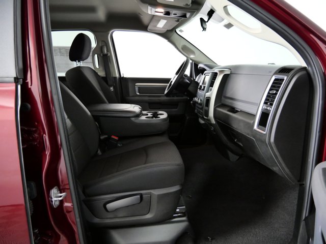 Vehicle image 13 of 28