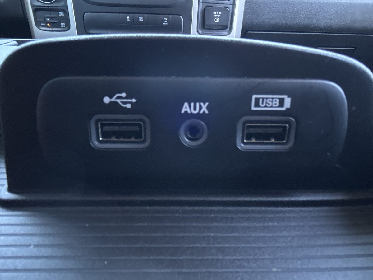 Vehicle image 16 of 23
