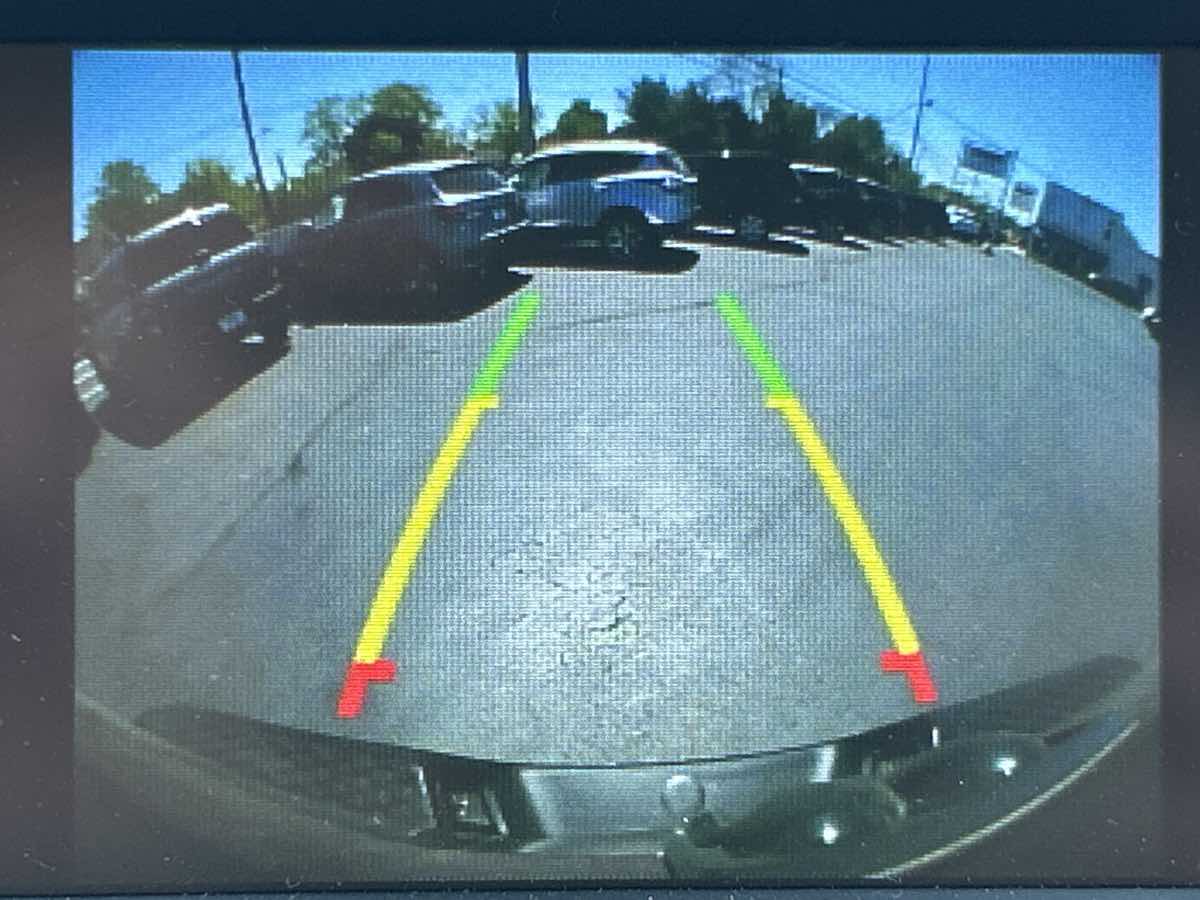Vehicle image 15 of 23