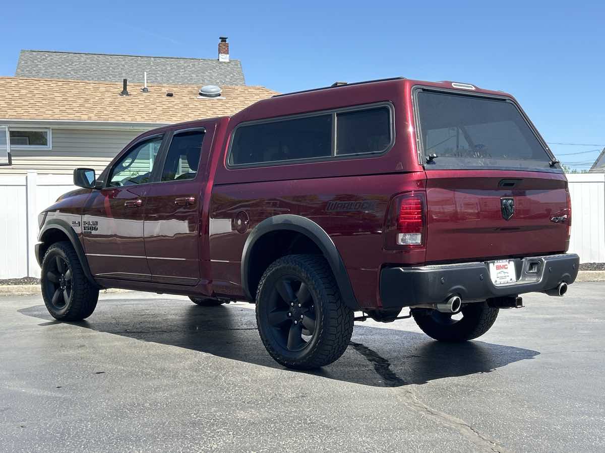 Vehicle image 7 of 23