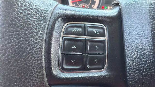 Vehicle image 12 of 27
