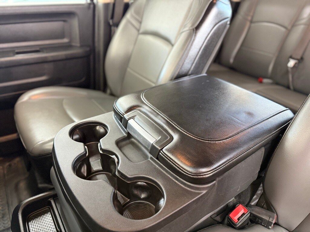 Vehicle image 45 of 57
