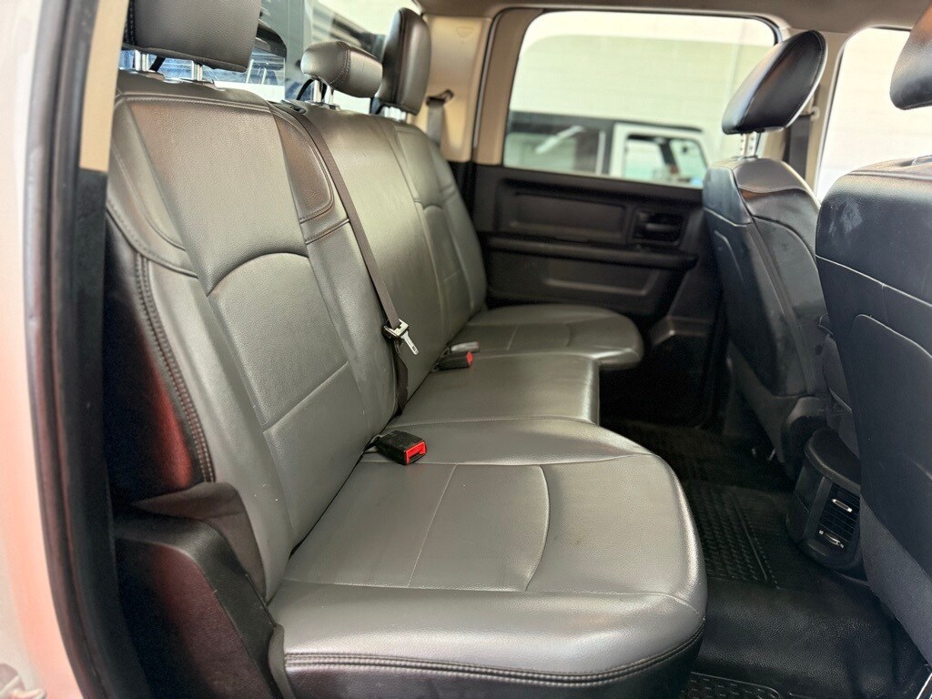 Vehicle image 54 of 57