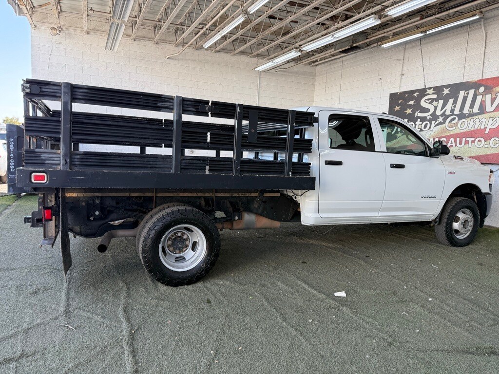 Vehicle image 20 of 57