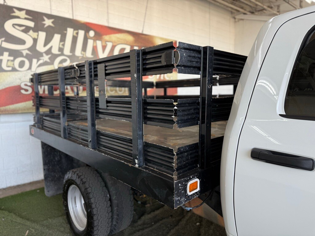 Vehicle image 4 of 57