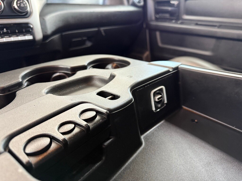 Vehicle image 49 of 57
