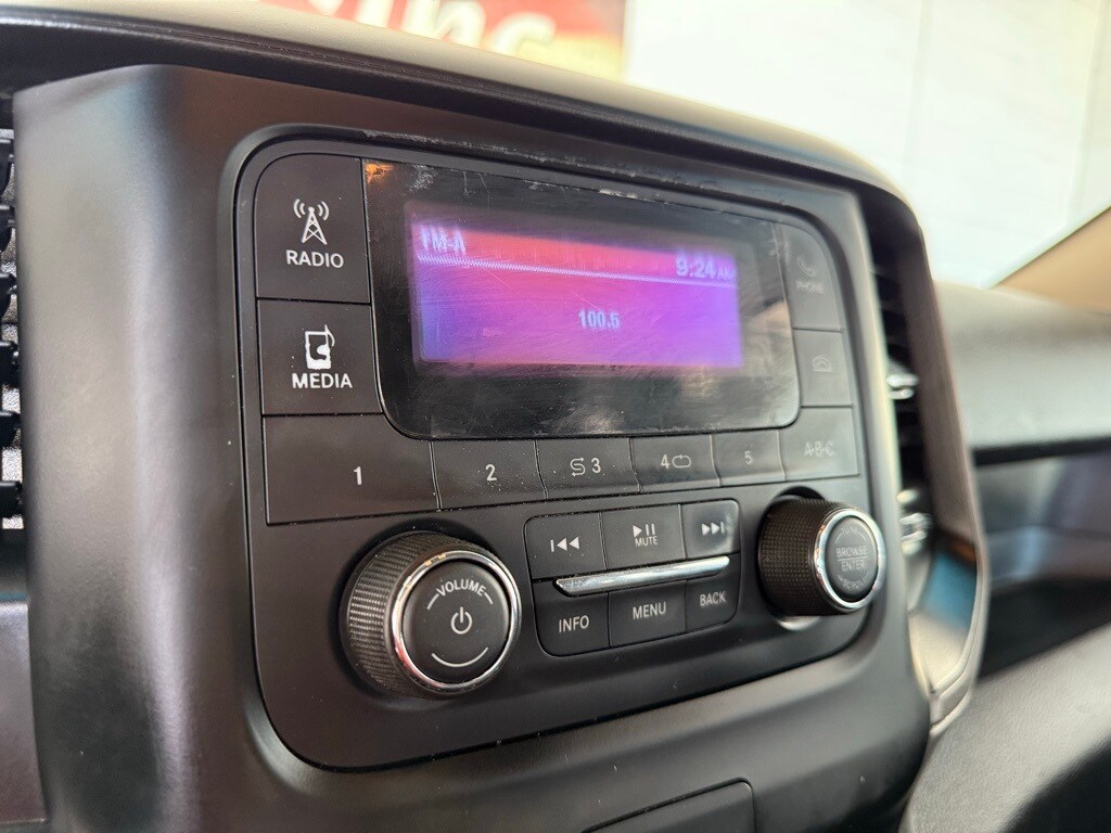 Vehicle image 39 of 57