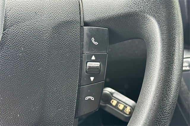Vehicle image 29 of 42